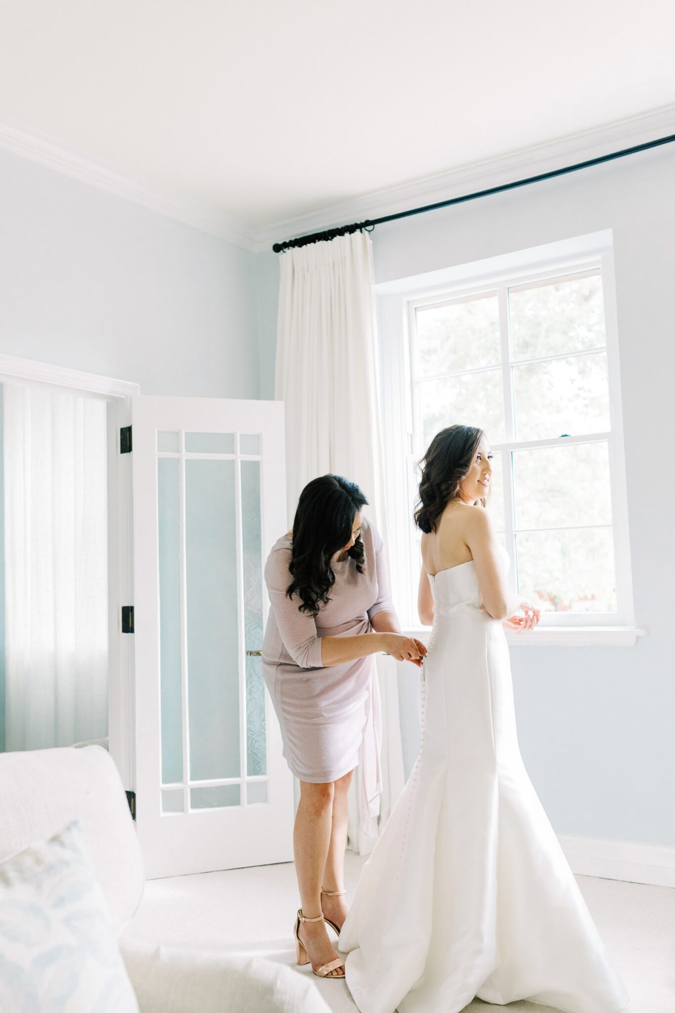 Hotel Casa del Mar wedding getting ready photos 